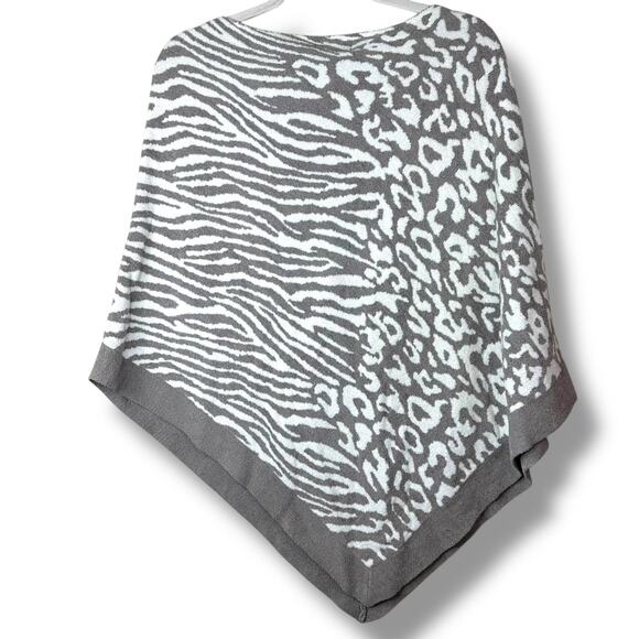 Barefoot Dreams Dove Gray Print CozyChic Ultra Lite Ocean Breeze Sweater Poncho - Picture 5 of 9